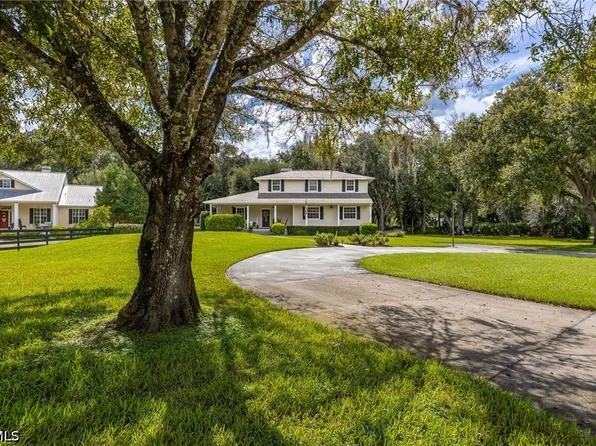 4691 Long Lake Dr, Fort Myers, FL 33905