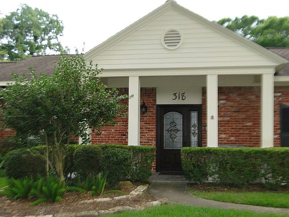 2nd image of 318 Cedar Ln