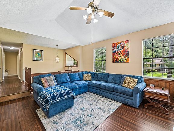 4th image of 5633 Bluemont St