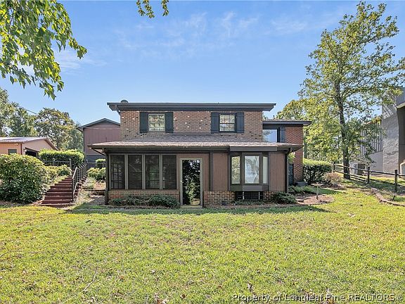 3rd image of 1074 Vic Keith Rd
