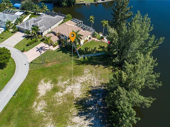 5th image of 2860 SW 26th Pl