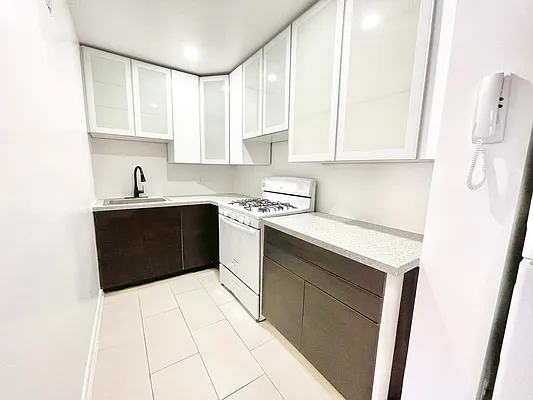 Rented by Keller Williams NYC | media 14