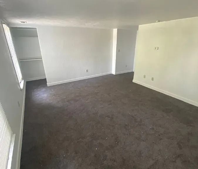 314 E Ermina Ave — Photo 18