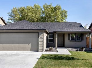 4676 W Klamath Ave, Kennewick, WA