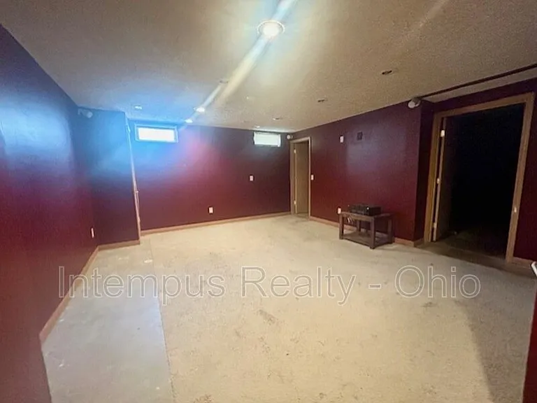 173 Niatross Pl — Photo 23