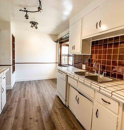 Kitchen and Dinning Area