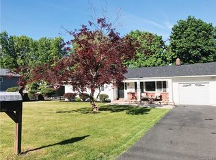 26 Emerson Dr, Washingtonville, NY 10992