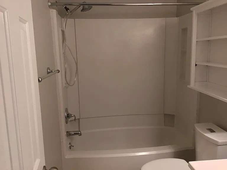 7405 Ashbury Ct — Photo 8
