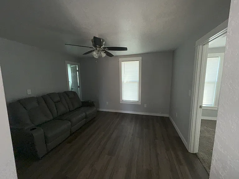 266 Jackson St — Photo 10