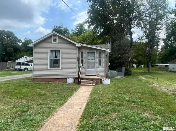 1804 Ferry St, Metropolis, IL 62960