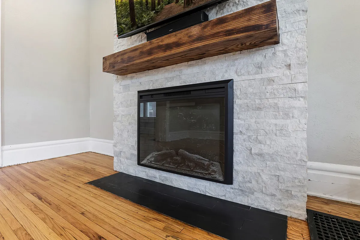 Building Photo - 412 E Oakland Ave #412