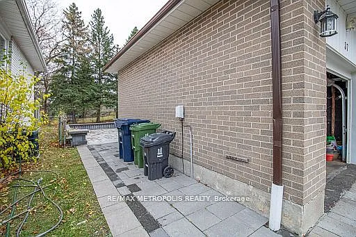 37 Albacore Cres #BASEMENT — Photo 32