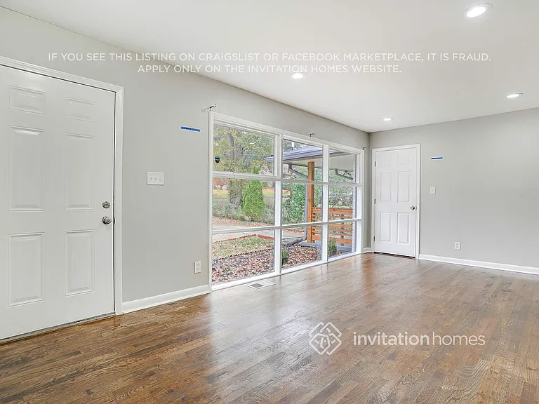3504 Misty Valley Rd — Photo 6