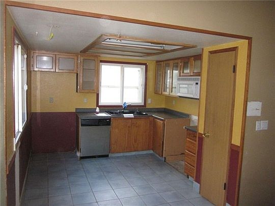 2nd image of 2008 S 244th Pl