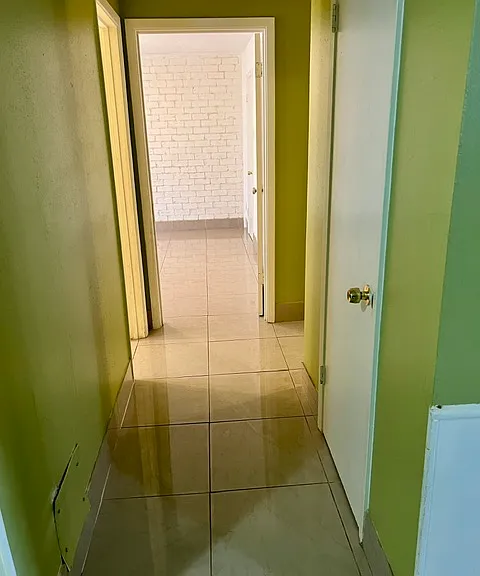 8372 Leamont Dr — Photo 40