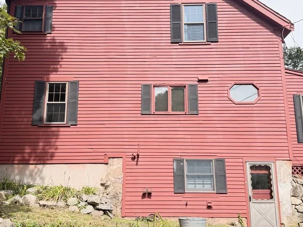 63 Johnson St, Boston, MA 02132