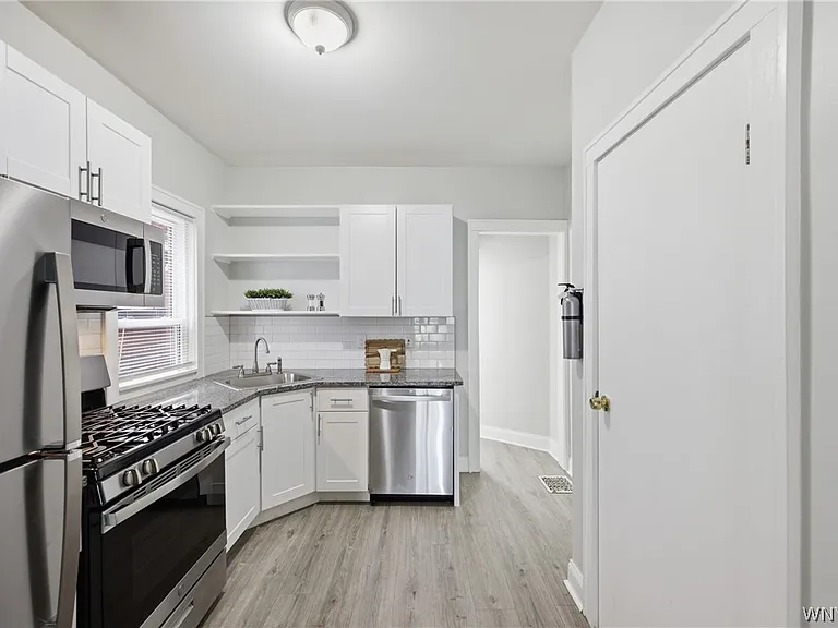 80 Anderson Pl — Photo 13