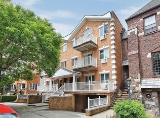 123A 97th St #3A, Brooklyn, NY 11209