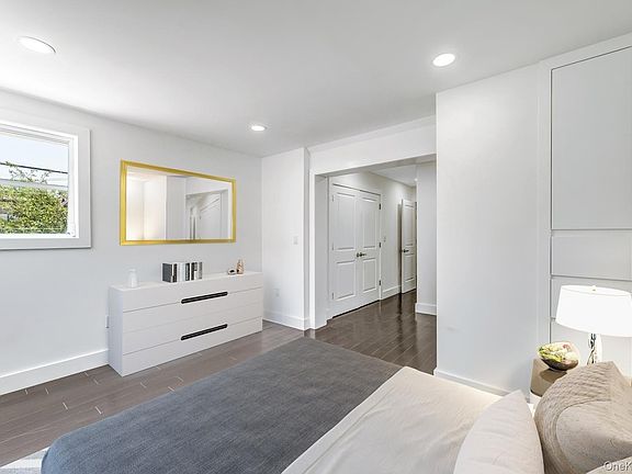 4th image of 148-02 3rd Avenue