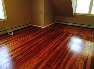 30 Blackamore Ave, Cranston, RI 02910