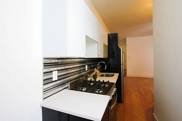 Rented by TheRealEstateCompany.com LLC | media 21