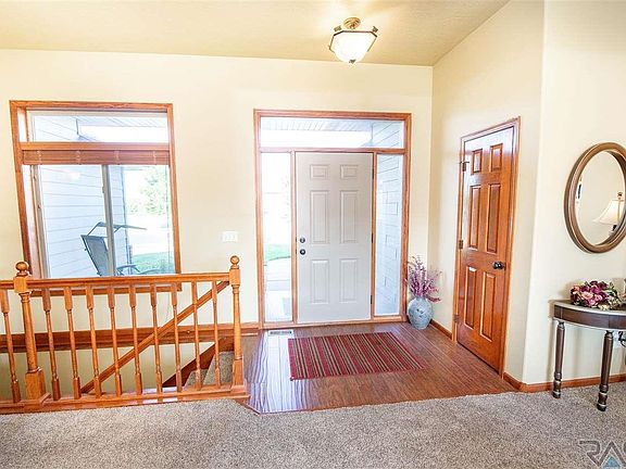 3rd image of 5100 S Wells Ave