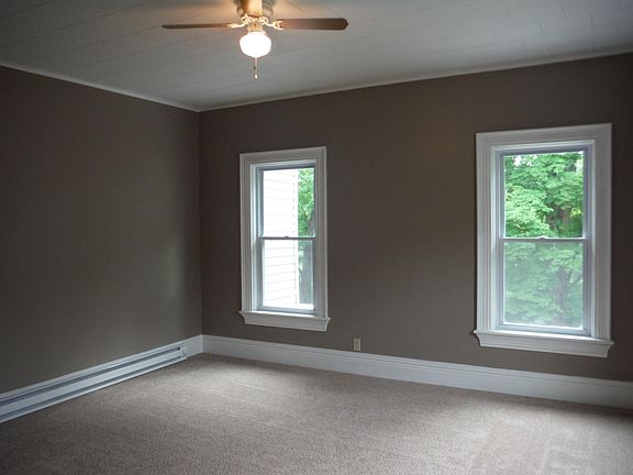 5th image of 529 Terrace St