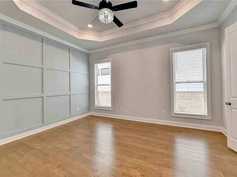 4536 Molder Dr — Photo 38