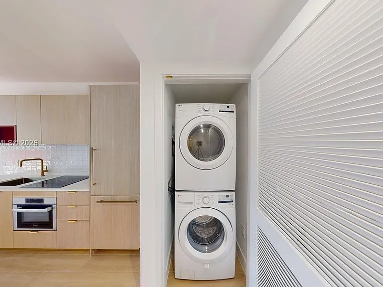 90 NE 32nd St #603 — Photo 12