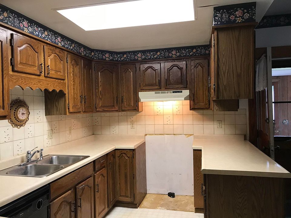 314 W Main St, Riceville, IA 50466 MLS 20233389 Zillow