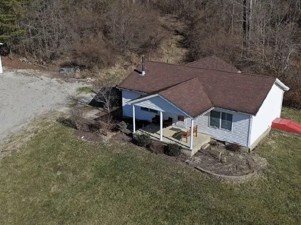 43772 Carbon Hill Buchtel Rd, Nelsonville, OH 45764