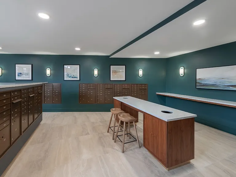 EDGE Apartments — Photo 18