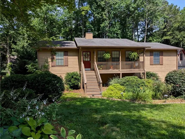 4470 S Springwood Dr SW, Smyrna, GA 30082
