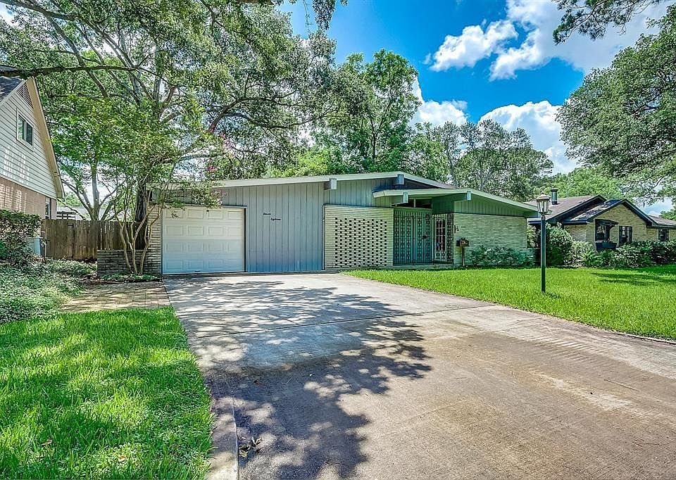 1st image of 1118 Shadeland Dr