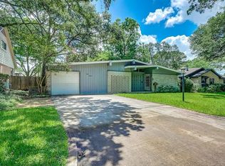 1118 Shadeland Dr, Houston, TX 77043