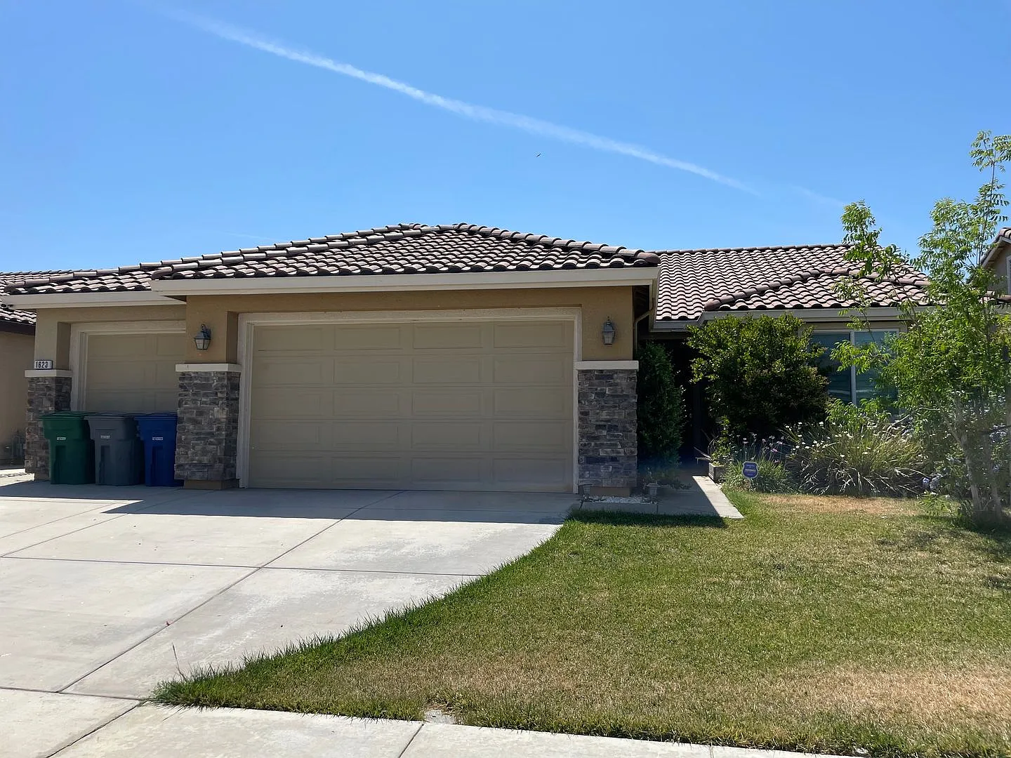 Coming Soon Beautiful 4-Bedroom, 3-Bathroom Home With Solar & 3-Car Garage! — Photo 1