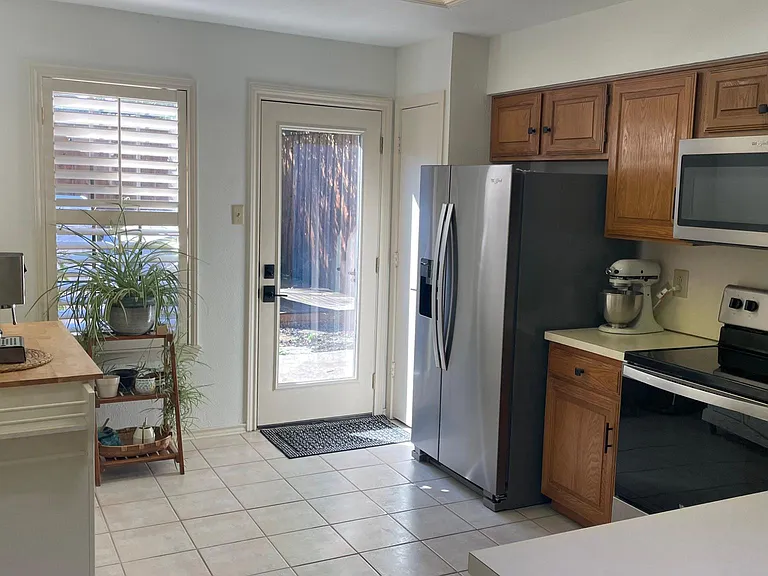 6234 Winton St — Photo 4