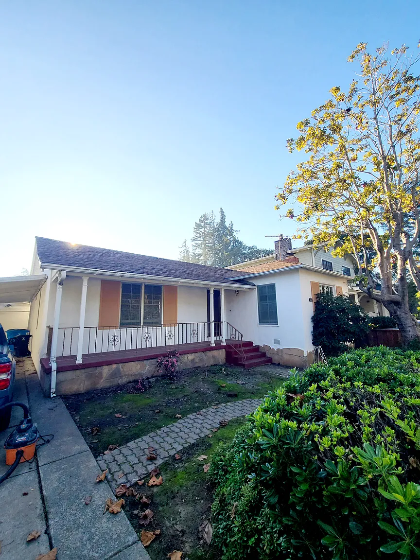1015 Cortez Ave photo 1