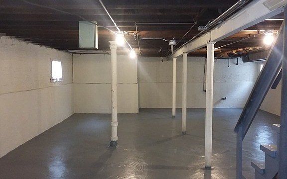 5th image of 2118 S 10th Ave