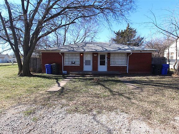 2nd image of 104 N Carter Ave