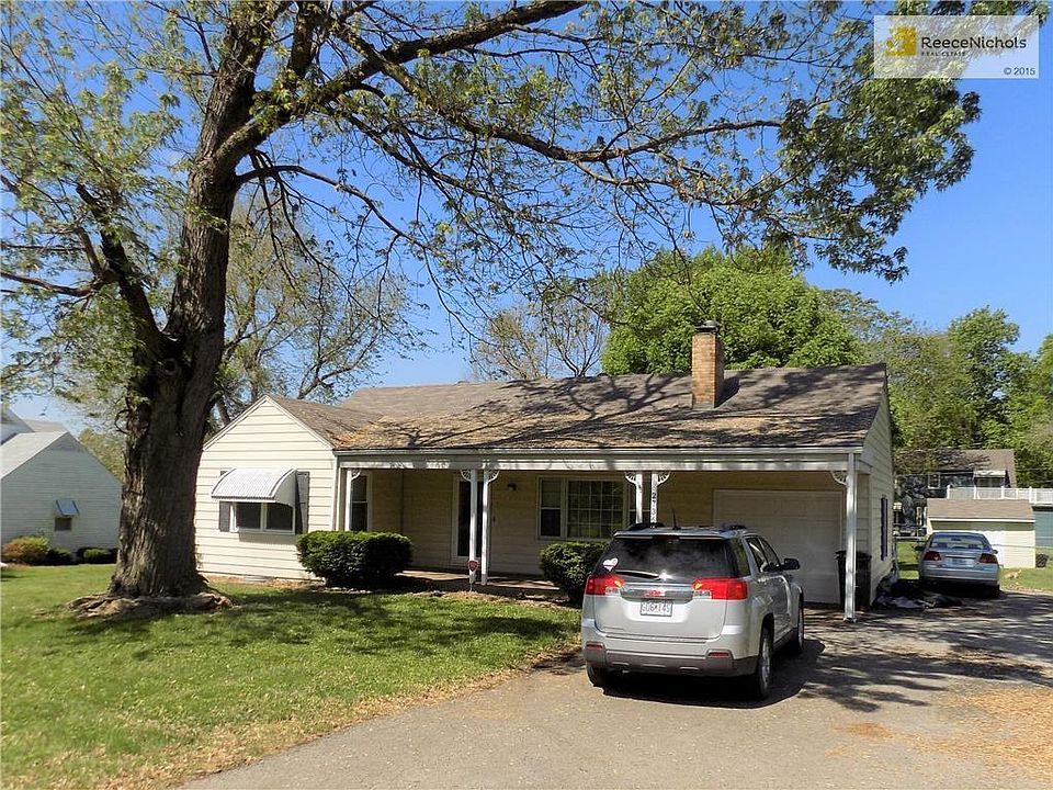 1st image of 2736 S Crysler Ave