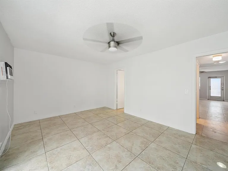 114 Northampton St #114-114-F — Photo 11