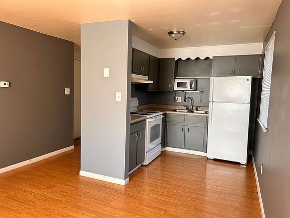 2nd image of 1160-1198 S Allison St #60-2