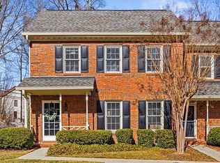 27 Park Village Ln UNIT A, Greensboro, NC 27455