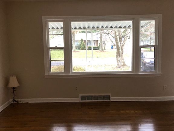 5th image of 6171 Northlawn Ave