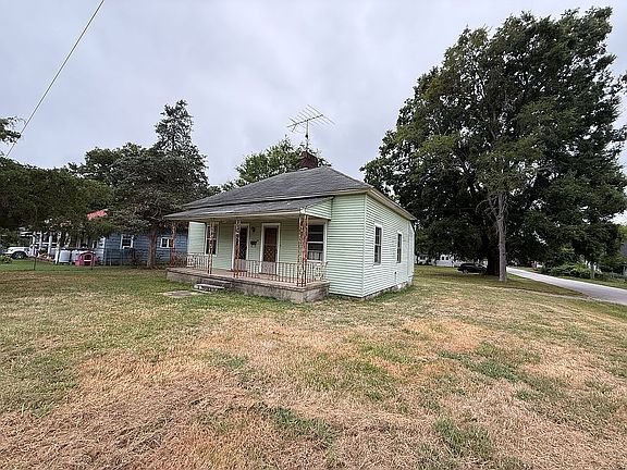 3rd image of 517 Barnwell St