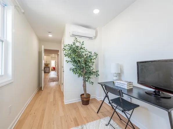 38 Zabriskie Street image 10 of 17