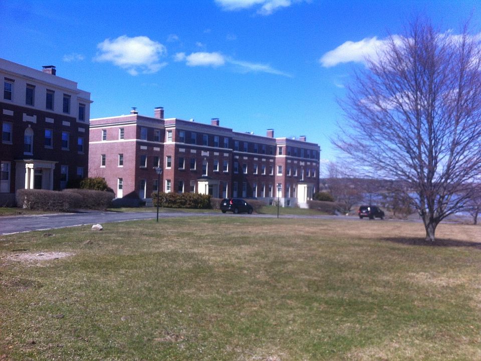 Ricker Park complex