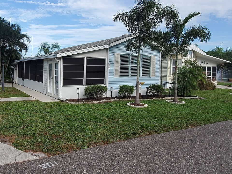 1st image of 7125 Fruitville Rd #201