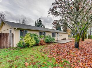 225 N Cedar St, Yamhill, OR
